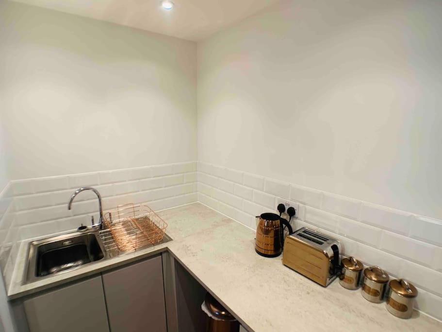 Ferienwohnung Lovely Central Bournemouth Flat 10 Minute To Beach Exterior foto